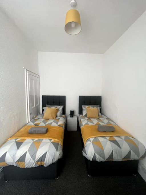 Large 3 Bed - 10 Mins To Centre Villa Liverpool Exterior foto